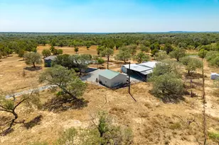 1951 Dowdy Rd, Seguin, TX 78155 - Photo 33