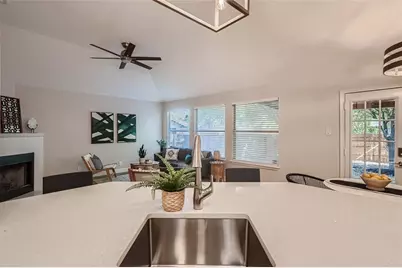 1701 Hollow Tree Boulevard, Round Rock, TX 78681 - Photo 9