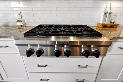 907 Valley View Drive, Leander, TX 78641 - Photo 17