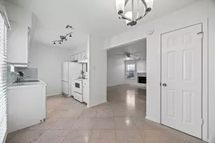 8400 Jamestown Dr, Austin, TX 78758 - Photo 5