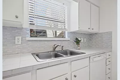8400 Jamestown Drive #226, Austin, TX 78758 - Photo 13