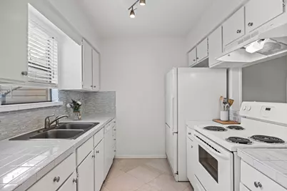 8400 Jamestown Drive #226, Austin, TX 78758 - Photo 9