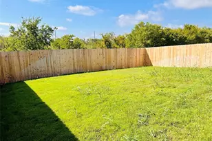 2525 Willkomen Wy, Pflugerville, TX 78660 - Photo 13