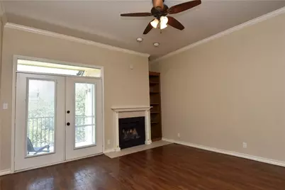 914 W 26th Street #304, Austin, TX 78705 - Photo 7