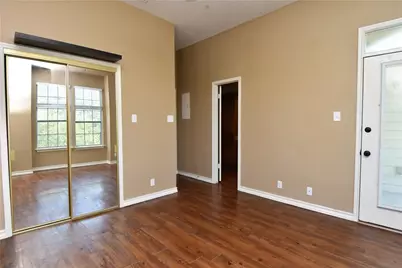 914 W 26th Street #304, Austin, TX 78705 - Photo 15