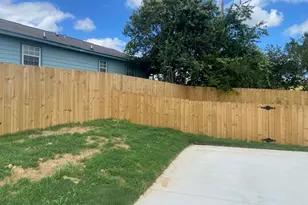 116 Field St, Luling, TX 78648 - Photo 15