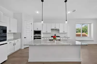 1300 Truscon Path, Leander, TX 78641 - Photo 7