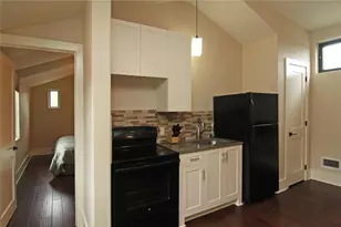 7080 Comanche Trail, Austin, TX 78732 - Photo 7