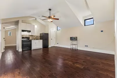 7080 Comanche Trail, Austin, TX 78732 - Photo 5