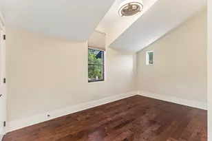 7080 Comanche Trail, Austin, TX 78732 - Photo 9