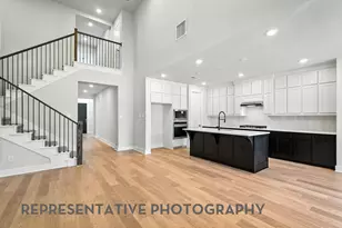 8916 Golden Lion Dr, Austin, TX 78744 - Photo 9