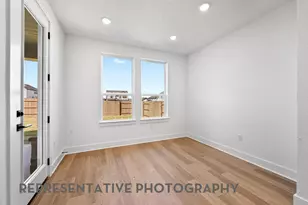 8916 Golden Lion Dr, Austin, TX 78744 - Photo 7