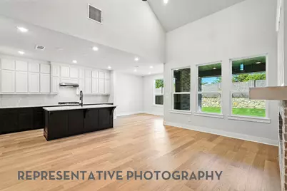 8916 Golden Lion Drive, Austin, TX 78744 - Photo 7