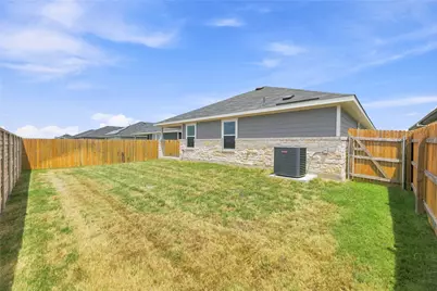 17197 Purple Top Lane, Manor, TX 78653 - Photo 37