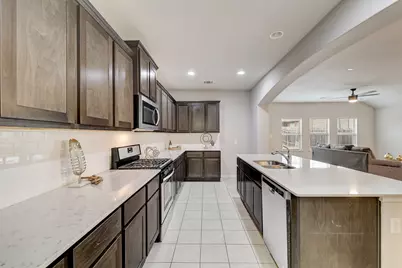 212 Durata Drive, San Marcos, TX 78666 - Photo 7