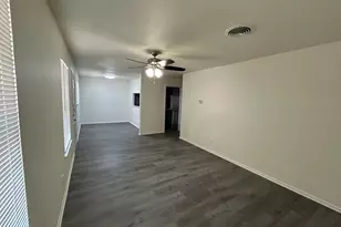 3601 Catalina Dr NW, Austin, TX 78741 - Photo 5