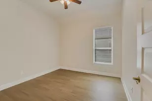 21508 Hines Ln, Pflugerville, TX 78660 - Photo 23