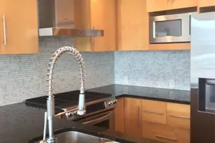300 Bowie St, Austin, TX 78703 - Photo 7