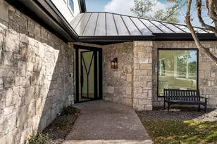701 Furlong Dr, Austin, TX 78746 - Photo 5