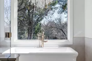 701 Furlong Dr, Austin, TX 78746 - Photo 19