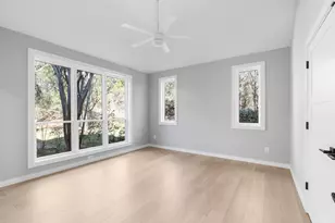 701 Furlong Dr, Austin, TX 78746 - Photo 23