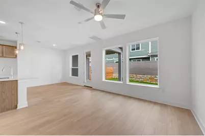 1012B Brickell Loop, Austin, TX 78744 - Photo 5