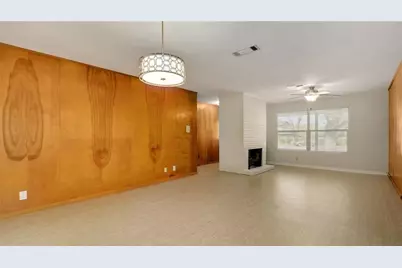 703 Buckingham Circle, Austin, TX 78704 - Photo 5
