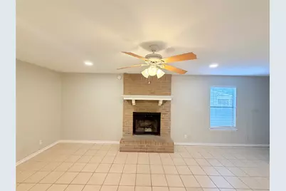 8806 Cainwood Lane #B, Austin, TX 78729 - Photo 5