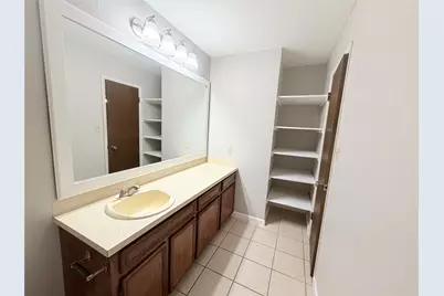 8806 Cainwood Lane #B, Austin, TX 78729 - Photo 25
