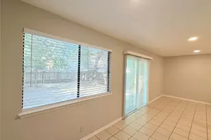 8806 Cainwood Ln, Austin, TX 78729 - Photo 15
