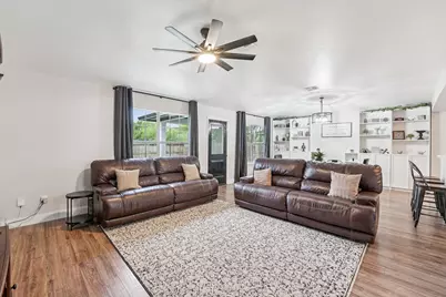 124 Waterlily Way, Hutto, TX 78634 - Photo 11