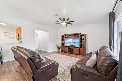 124 Waterlily Way, Hutto, TX 78634 - Photo 9