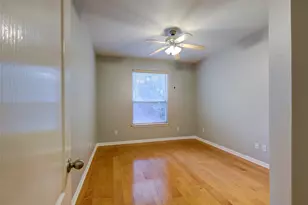 1554 Homewood Cir, Round Rock, TX 78665 - Photo 19