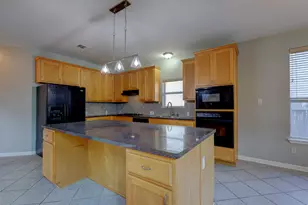 1554 Homewood Cir, Round Rock, TX 78665 - Photo 15