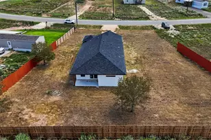 133 Esperanza Dr, Bastrop, TX 78602 - Photo 27