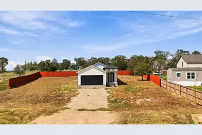 133 Esperanza Drive, Bastrop, TX 78602 - Photo 13