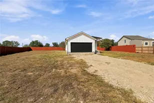 133 Esperanza Dr, Bastrop, TX 78602 - Photo 37