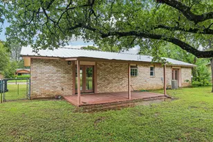410 Magnolia St, Bastrop, TX 78602 - Photo 25