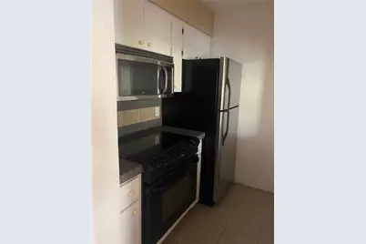 612 Park Place #301, Austin, TX 78705 - Photo 9