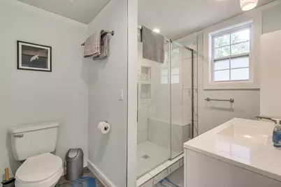 372 Plum Street, Bastrop, TX 78602 - Photo 9
