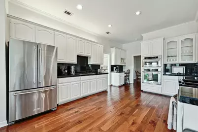 5606 Craggy Point, Austin, TX 78731 - Photo 9