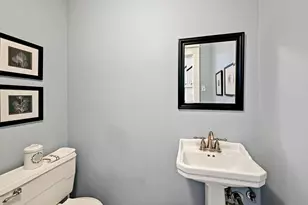 403 E Bowie St, Luling, TX 78648 - Photo 27