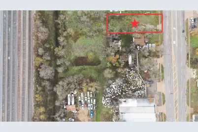 921 W 2nd Street, Taylor, TX 76574 - Photo 3