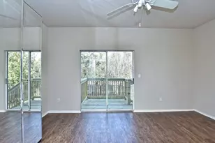 917 E 3rd St, Georgetown, TX 78626 - Photo 9
