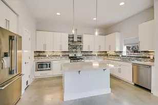 1131 Mason Ave, Austin, TX 78721 - Photo 7