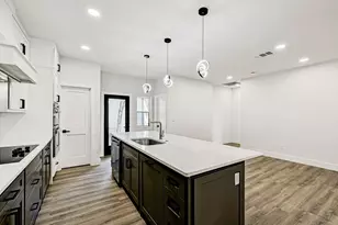 804 Hi Cir W, Horseshoe Bay, TX 78657 - Photo 9