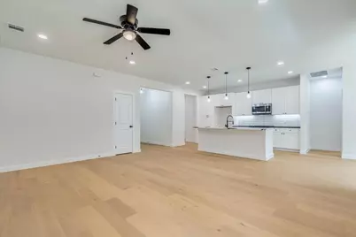 108 Keahi Court, Bastrop, TX 78602 - Photo 13