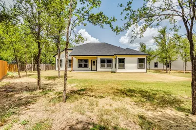 108 Keahi Court, Bastrop, TX 78602 - Photo 31