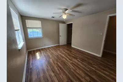 608 1/2 Genard Street #A, Austin, TX 78751 - Photo 9