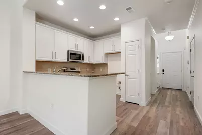 7708 NW San Felipe Boulevard, Austin, TX 78729 - Photo 13